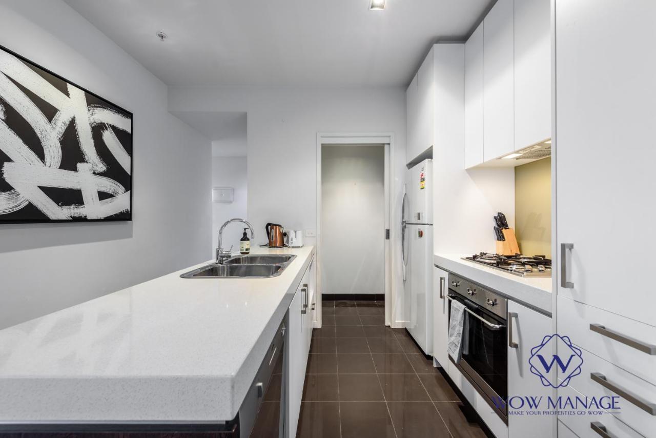 Wow Apartment On Swanston Мелбърн Екстериор снимка